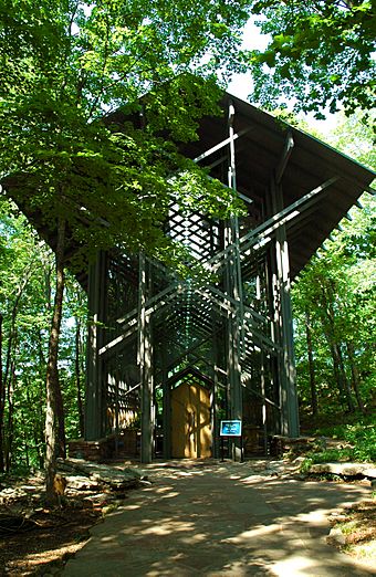 Thorncrown Chapel.jpg