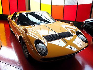 6274 - Luzern - Verkehrshaus - Lamborghini Miura.JPG