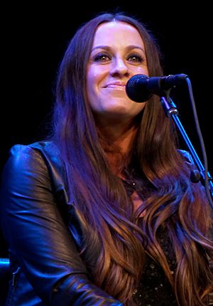 Alanis Morissette 5-19-2014.jpg