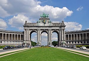 Brussels Cinquantenaire R02