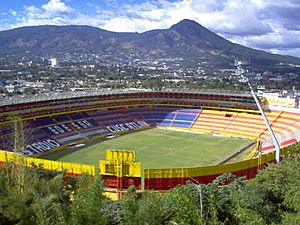 Estadio cuscatlan