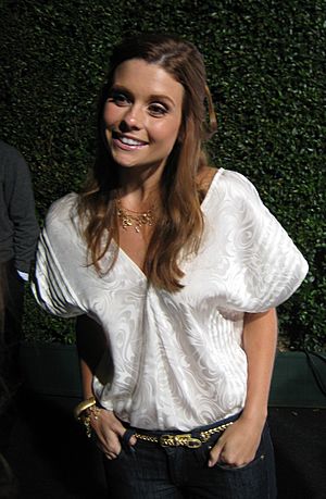 Joanna Garcia.jpg