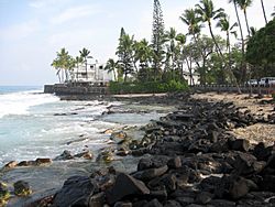 La'aloa Bay with no sand