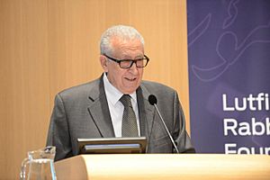 Lakhdar brahimi