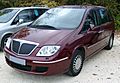 Lancia Phedra front 20071105