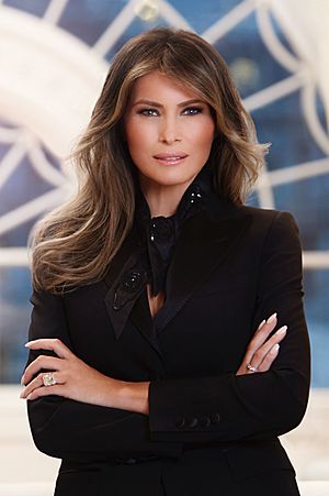 Melania Trump official portrait.jpg