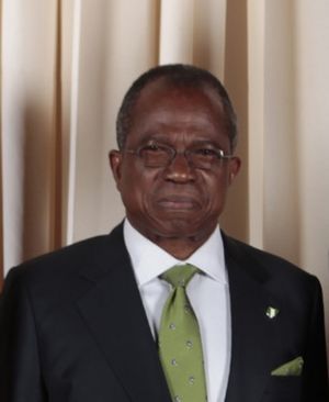 Ojo Maduekwe cropped.jpg