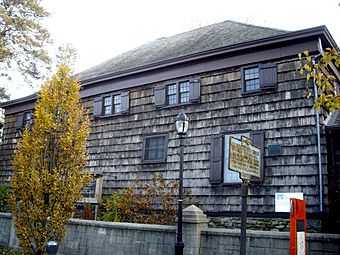 Old-quaker-house-flushing.jpg