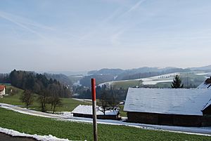 Schlossrued vidita de Bänkelpasejo 124