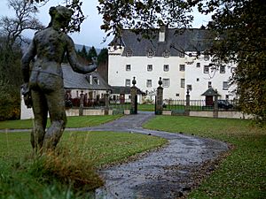 Traquair Housel 4