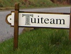 Tuiteam sign