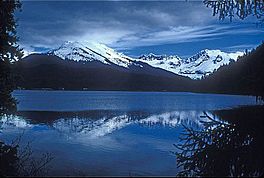 AUKE LAKE.jpg