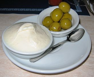 Aioli mit Oliven