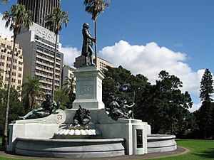 ArthurPhillipStatueSydney gobeirne