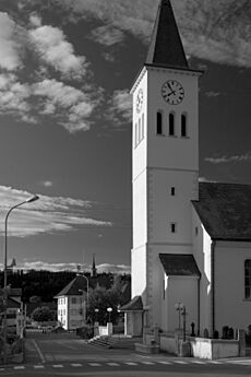 Bassecourt Kirche u Dorf