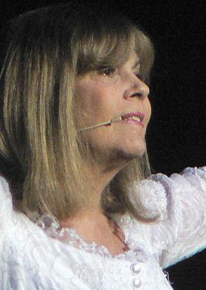 Chantal Goya (cropped).jpg