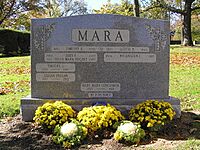 Grave of Wellington Mara in Gate of Heaven Cemetery
