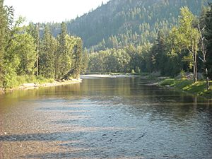 Kettle River from Railway Trestle.jpg