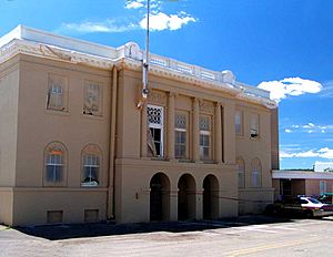 Rio Arriba County Courthouse, Isaac Rapp, architect, 1916-17