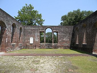 Brunswicktown St Phillips Church Ruins.jpg