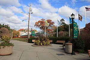 Entrance, Beardsley Zoo, 2009-11-06