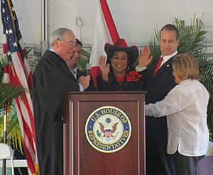 Florida-representatives-take-oath-miami-federal-courthouse