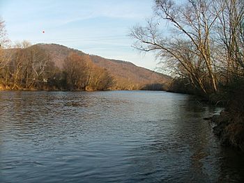 Hiwassee River.jpg