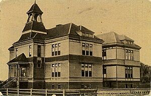 PostcardBuckleyWABuckleyHighSchool1912