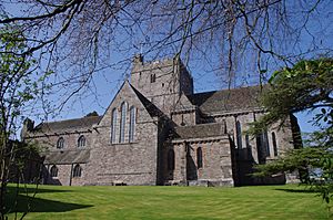 Brecon Cathedral (5726564531)