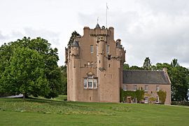 Crathes Castle.jpg