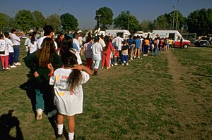 FEMA - 2332 - Photograph by Robert A. Eplett taken on 01-17-1994 in California