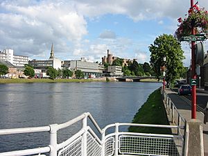 Inverness Ness&Castle 15751