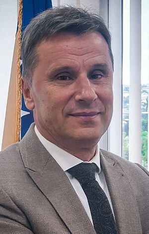 Novalic (cropped).jpg