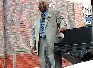 Oliver Jones.jpg