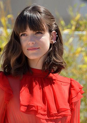 Stacy Martin Cannes 2017.jpg