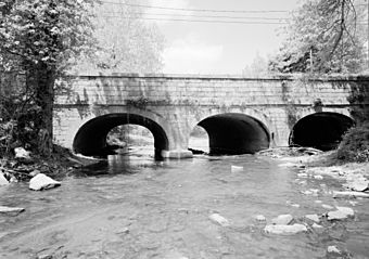 Wiconisco Canal aqueduct.jpg