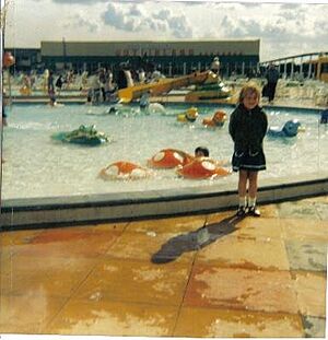 Butlins Skegness funpool 1987