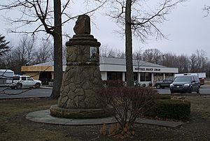 Montereystandingstone