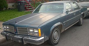 Oldsmobile Delta-88 Sedan