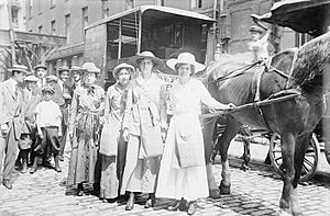 Suffragets on hike to Boston