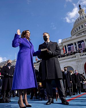 Kamala Harris taking oath for vice presidency b