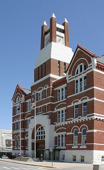 Mahaska County, Iowa Courthouse.jpg