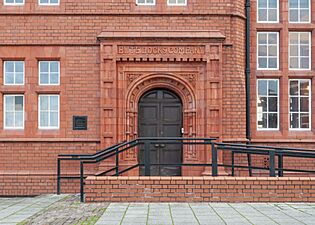 Pierhead Building side entrance