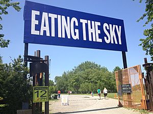 Socrates Sculpture Park Entrance