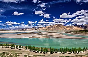 Brahmaputra River, Shigatse.jpg