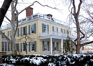 Gracie Mansion snow jeh