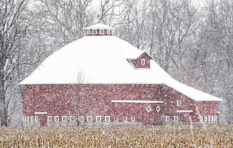 Haimbaugh Round Barn.jpg