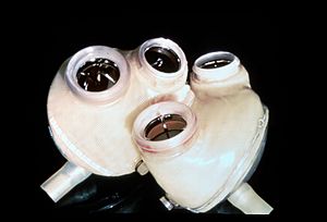 JARVIK 7 artificial heart