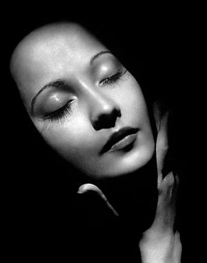 Merle-Oberon-1937