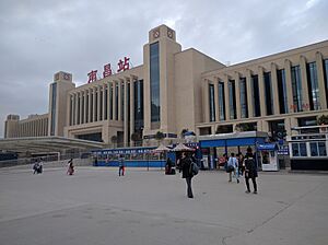 Nanchang Railway Station 20161003 071449